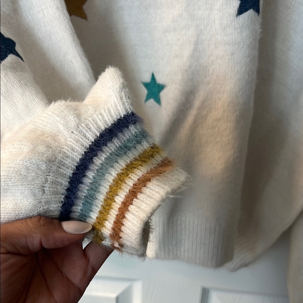 Chic Soul Star Sweater - Picture 4 of 7